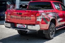 میتسوبیشی L200